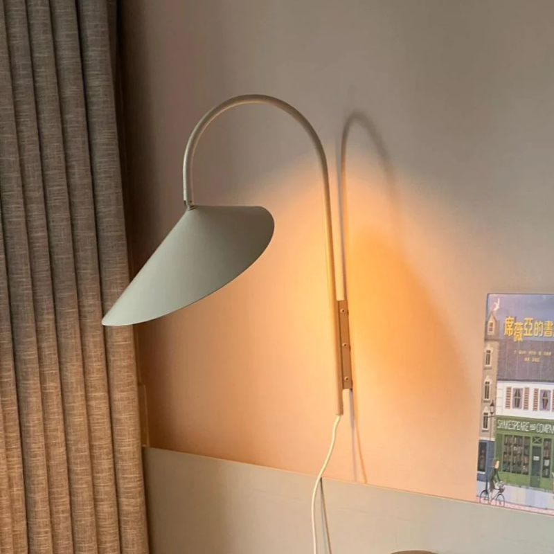 Wall Light Modern Iron Petal Style Lamp