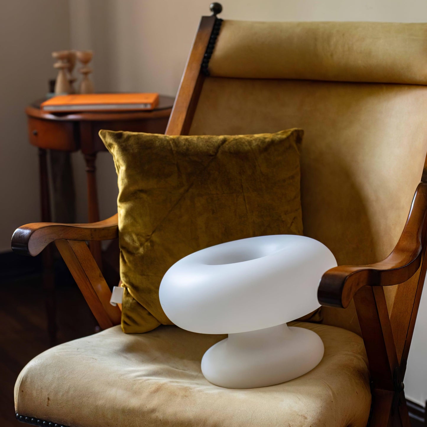 LumoDonut™ | Modern Donut-Shaped LED Table Lamp