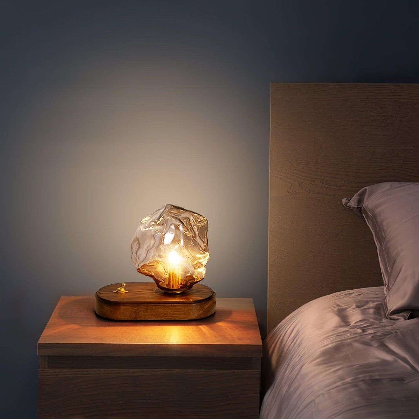 IceGlow™| Elegant Glass Table Lamp with Ambient LED Lighting