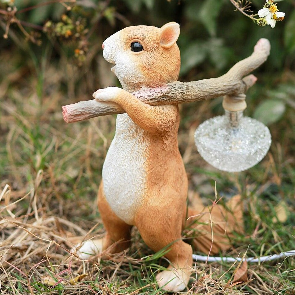 SquirrelGlow™ | Modern Squirrel Table Lamp for Cozy Home Décor