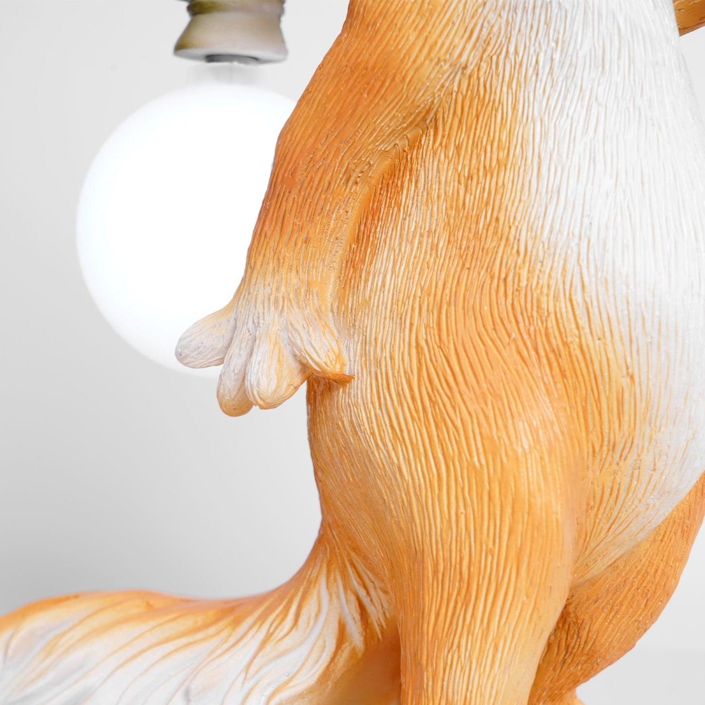 SquirrelGlow™ | Modern Squirrel Table Lamp for Cozy Home Décor