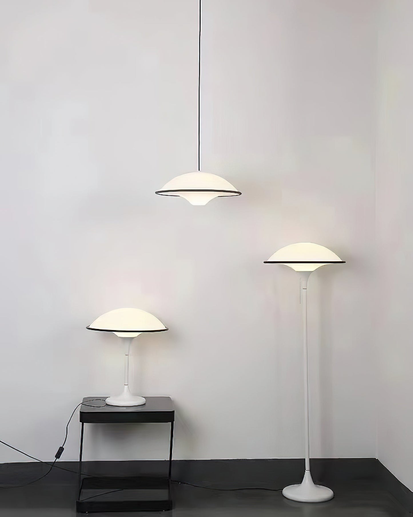 Lumera Retro Table Lamp