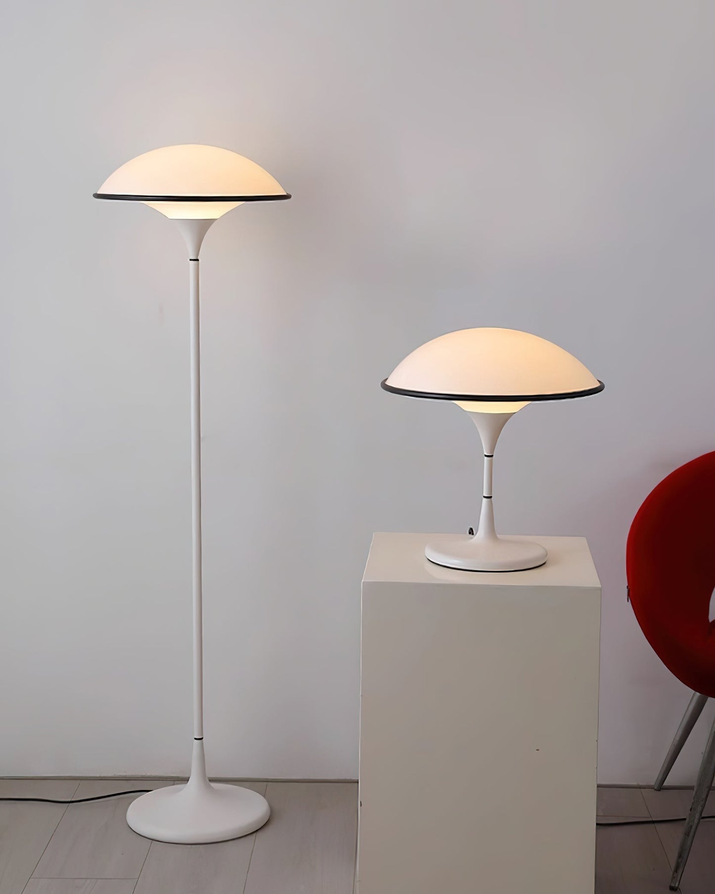 Lumera Retro Table Lamp