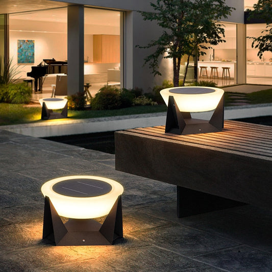 Outdoor Solar LED Garden Light with Iron Frame
